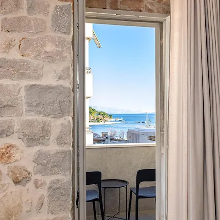 East Coast Deluxe فندق مبيت وإفطار سبليت