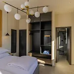 East Coast Deluxe krevet i doručak 4*