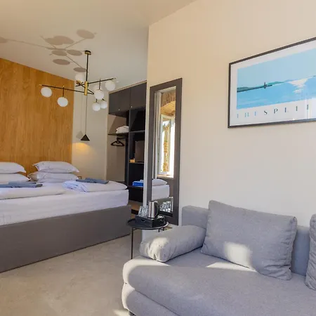 Bed & Breakfast East Coast Deluxe