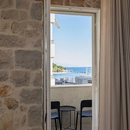 East Coast Deluxe Couette-café Split